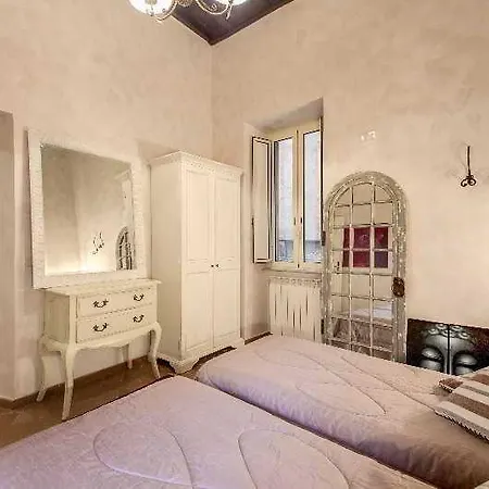 Relais Navona מלון *